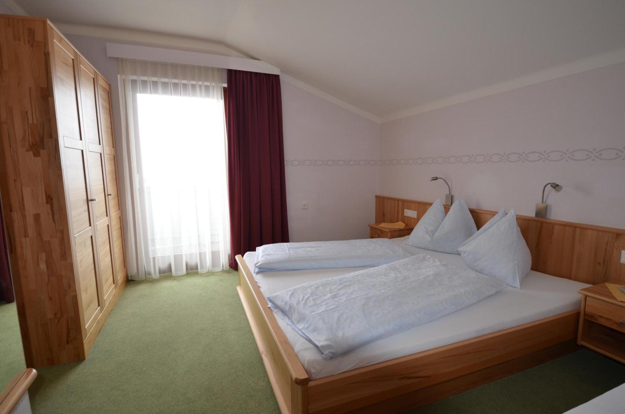 Appartements-Pension Lindenheim Schladming